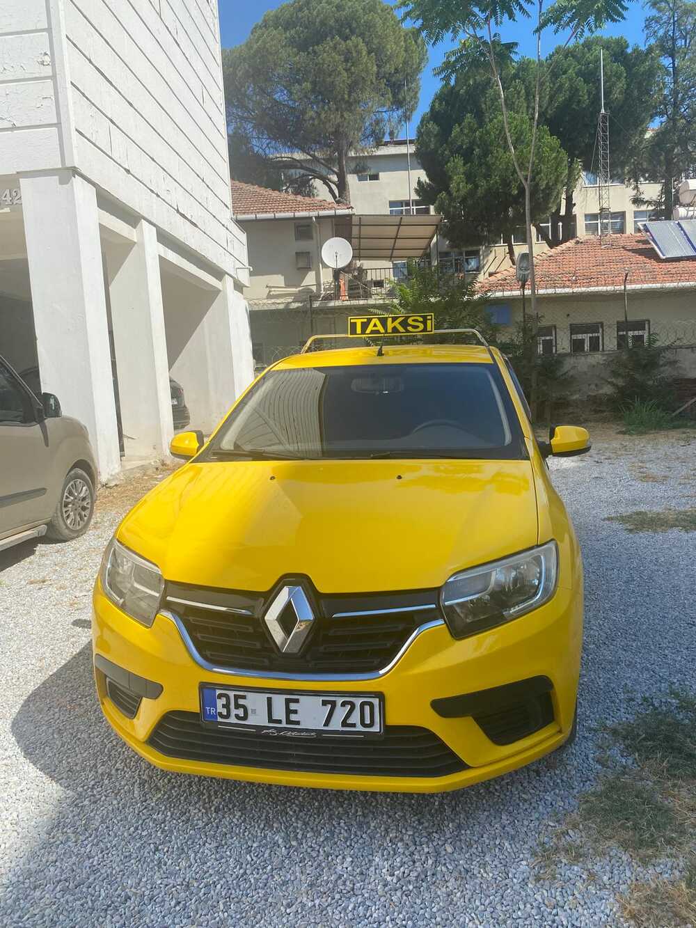 Torbalı İzban Taksi sarı taksi aracı